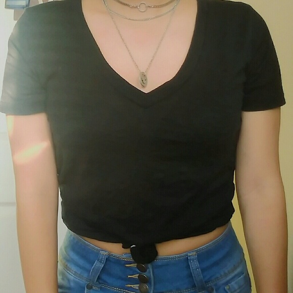 Black short sleeve v neck - Picture 4 of 4